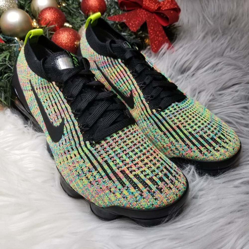 Women’s Nike Air Vapornax Flyknit 3 Size 8.5 - Picture 2 of 5